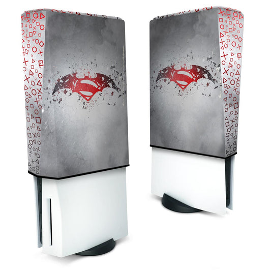 Capa Anti Poeira PS5 Fat Vertical - Batman Vs Superman Logo