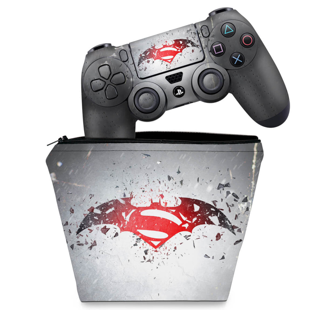 KIT Capa Case e Skin Anti-Rage PS4 Controle - Batman Vs Superman Logo - Pop Arte Skins