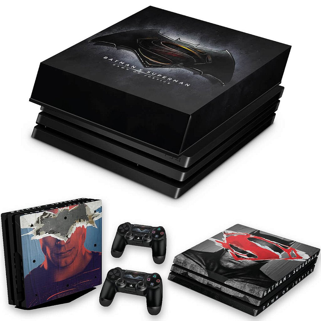 KIT Capa Anti Poeira e Skin Anti-Rage PS4 Pro - Batman Vs Superman