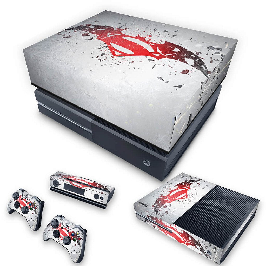 KIT Capa Anti Poeira e Skin Anti-Rage Xbox One Fat - Batman vs Superman Logo