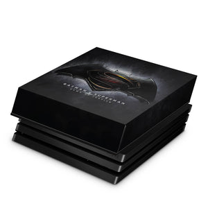 Capa Anti Poeira PS4 Pro - Batman Vs Superman