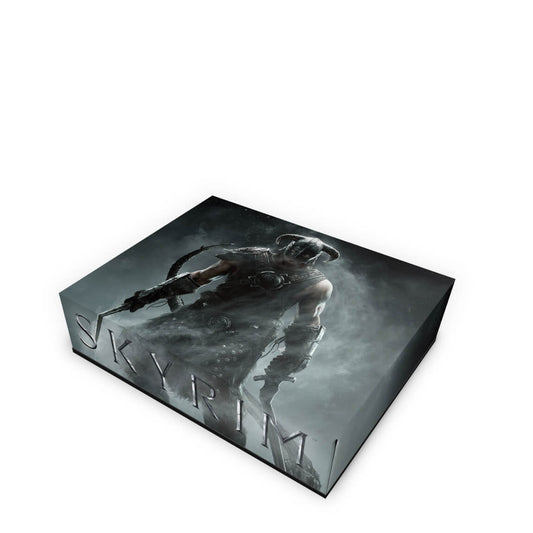Xbox One Fat Capa Anti Poeira - Skyrim
