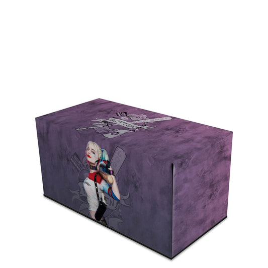 Capa Xbox Series X Anti Poeira Horizontal - Arlequina Harley Quinn