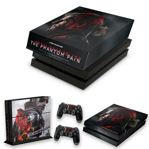 KIT Capa Anti Poeira e Skin Anti-Rage PS4 Fat - Metal Gear Solid 5: The Phantom Pain - Pop Arte Skins