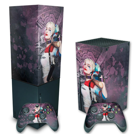 KIT Xbox Series X Skin Anti-Rage e Capa Anti Poeira Vertical - Arlequina Harley Quinn