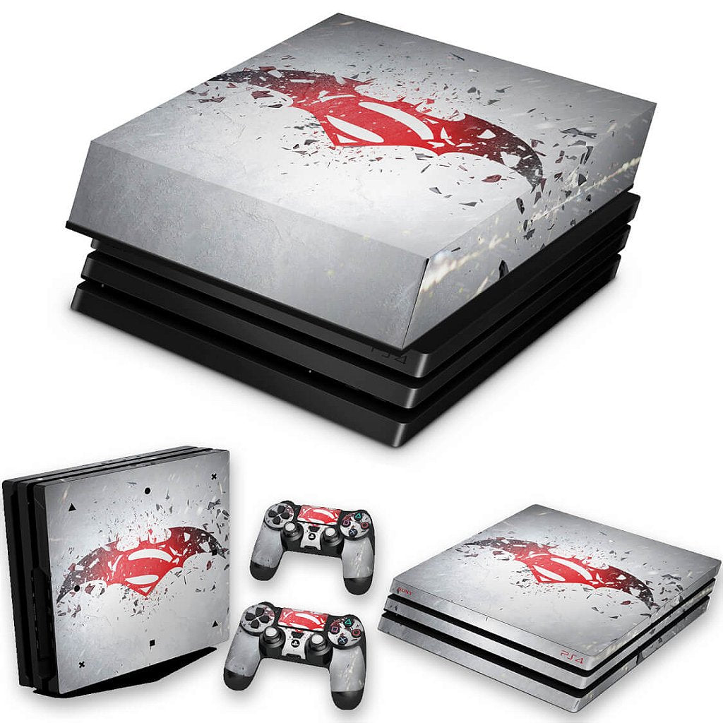 KIT Capa Anti Poeira e Skin Anti-Rage PS4 Pro - Batman Vs Superman Logo