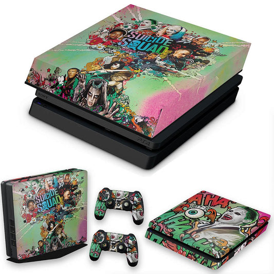 KIT Capa Anti Poeira e Skin Anti-Rage PS4 Slim - Esquadrão Suicida #B