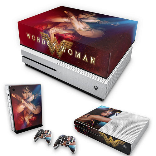 KIT Capa Anti Poeira e Skin Anti-Rage Xbox One S Slim - Mulher Maravilha
