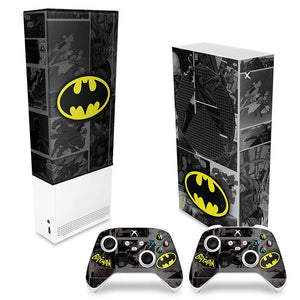 KIT Capa Anti Poeira e Skin Anti-Rage Xbox Series S Vertical - Batman Comics