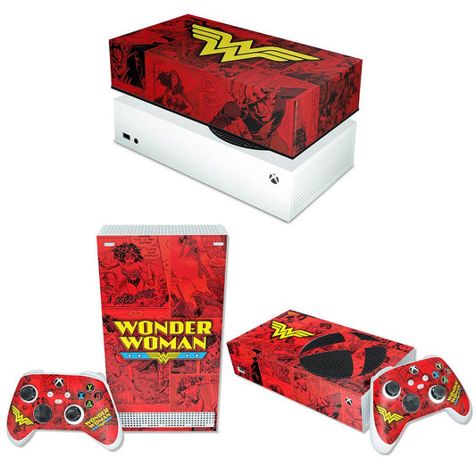 KIT Xbox Series S Skin Anti-Rage e Capa Anti Poeira Horizontal - Mulher Maravilha Comics